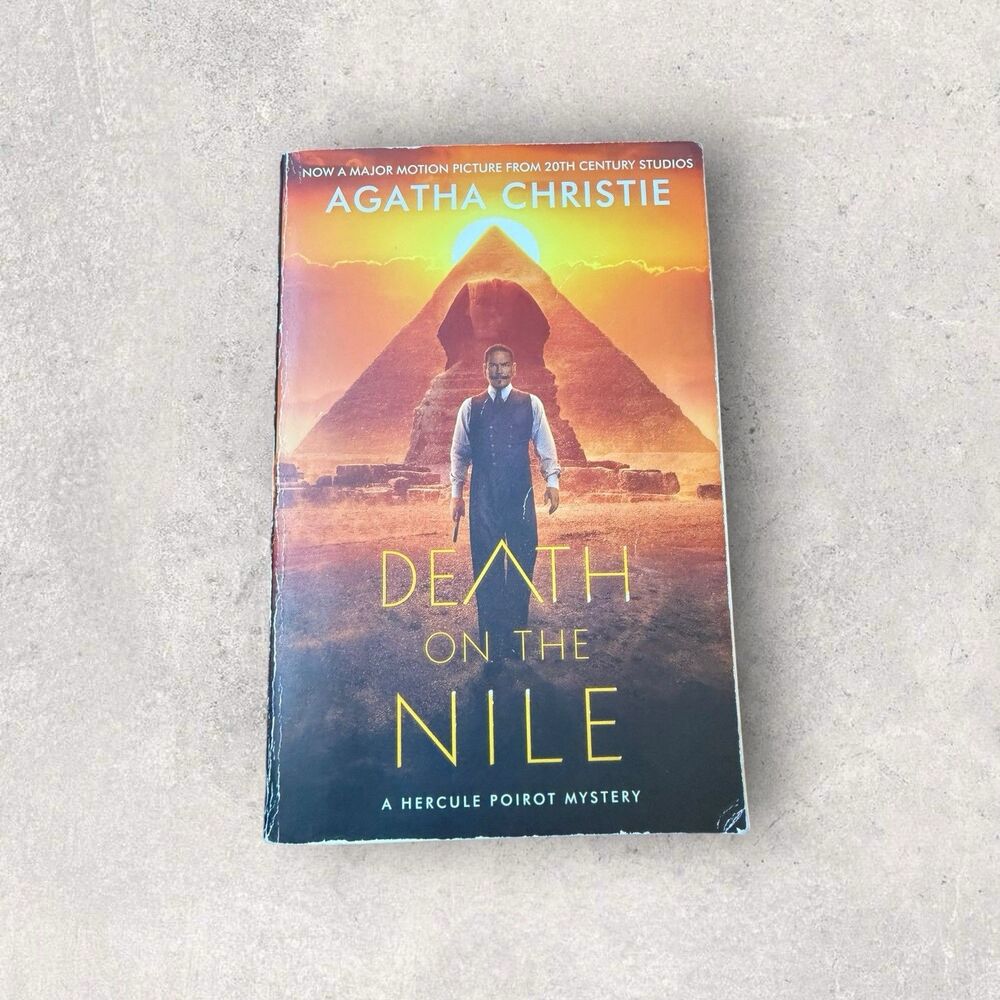 Death on the Nile: A Hercule Poirot Mystery by Agatha...